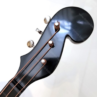 99. Bass domra